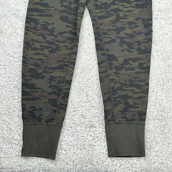 Alphalete Pro Elite Green Camo Jogger Pants - Picture 11 of 15
